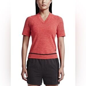 Nike Women’s Tech Knit Sport Casual V-Neck Top in Red and Black, Size Small